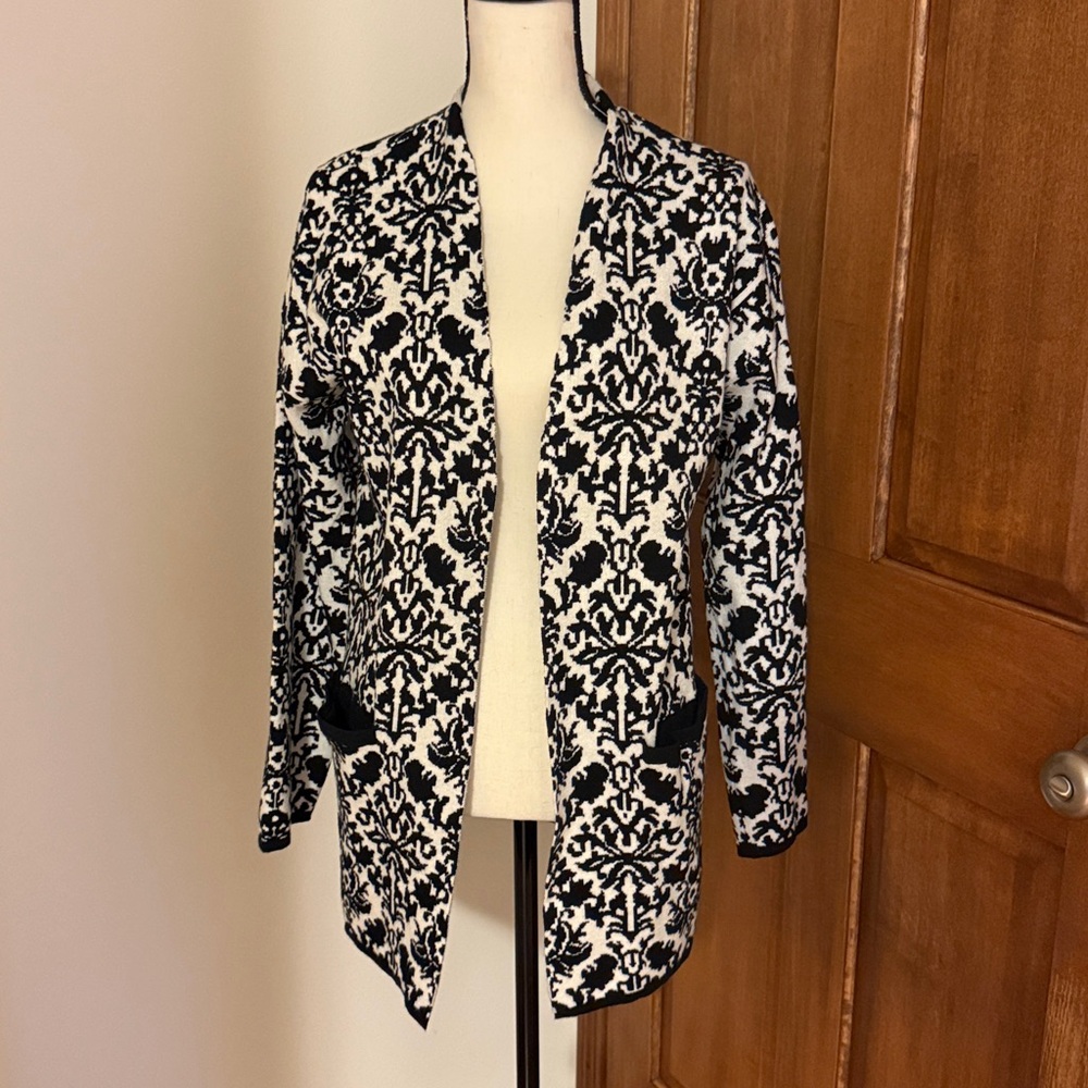 Cyrus NWT Women's Open Front Cardigan Sweater Black/White Abstract Pattern Sz S